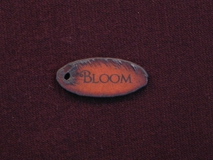 Rusted Iron Oval Bloom Pendant With One Hole