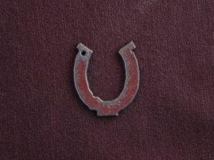 Rusted Iron Medium Horseshoe Pendant